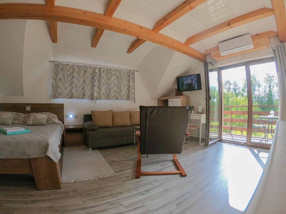 Studio Apartment Karlo Dreznik Grad Ngoại thất bức ảnh